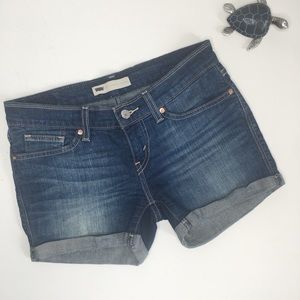 Levi Jean Shorts Medium Wash Waist 27 Sz 5